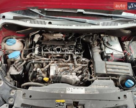 Червоний Фольксваген Кадді, об'ємом двигуна 2 л та пробігом 247 тис. км за 11800 $, фото 6 на Automoto.ua