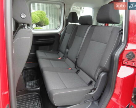 Червоний Фольксваген Кадді, об'ємом двигуна 2 л та пробігом 164 тис. км за 16450 $, фото 21 на Automoto.ua