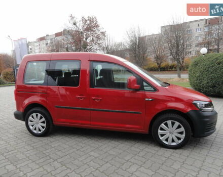 Червоний Фольксваген Кадді, об'ємом двигуна 2 л та пробігом 164 тис. км за 16450 $, фото 5 на Automoto.ua