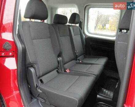 Червоний Фольксваген Кадді, об'ємом двигуна 2 л та пробігом 164 тис. км за 16450 $, фото 23 на Automoto.ua