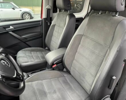 Червоний Фольксваген Кадді, об'ємом двигуна 1.4 л та пробігом 40 тис. км за 11000 $, фото 8 на Automoto.ua