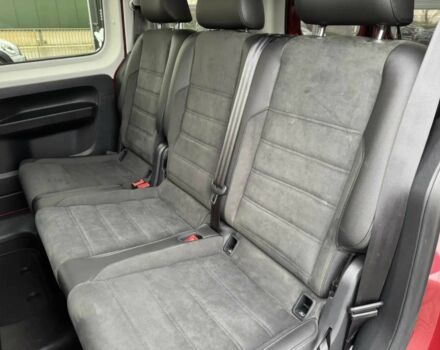 Червоний Фольксваген Кадді, об'ємом двигуна 1.4 л та пробігом 40 тис. км за 11000 $, фото 12 на Automoto.ua