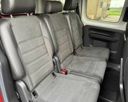 Червоний Фольксваген Кадді, об'ємом двигуна 1.4 л та пробігом 40 тис. км за 11000 $, фото 13 на Automoto.ua