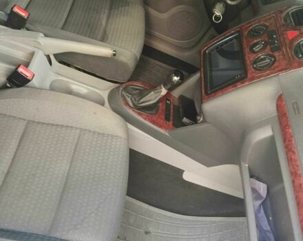 Фольксваген Кадди 2010 в Виннице на Automoto.ua Красный Фольксваген Кадди, объемом двигателя 1.6 л и пробегом 280 тыс. км за 7650 $, фото 9 на Automoto.ua