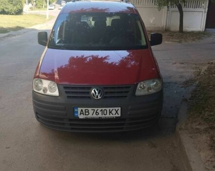 Фольксваген Кадди 2010 в Виннице на Automoto.ua Красный Фольксваген Кадди, объемом двигателя 1.6 л и пробегом 280 тыс. км за 7650 $, фото 1 на Automoto.ua