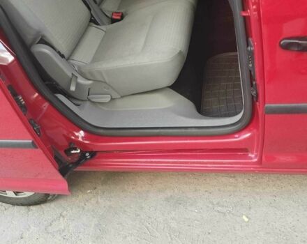 Фольксваген Кадди 2010 в Виннице на Automoto.ua Красный Фольксваген Кадди, объемом двигателя 1.6 л и пробегом 280 тыс. км за 7650 $, фото 22 на Automoto.ua