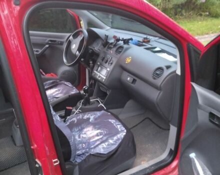 Красный Фольксваген Кадди, объемом двигателя 1.9 л и пробегом 431 тыс. км за 6500 $, фото 2 на Automoto.ua