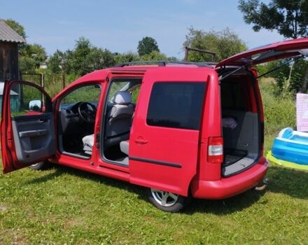 Красный Фольксваген Кадди, объемом двигателя 1.4 л и пробегом 297 тыс. км за 5900 $, фото 8 на Automoto.ua