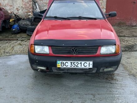 Червоний Фольксваген Кадді, об'ємом двигуна 1.4 л та пробігом 400 тис. км за 1583 $, фото 1 на Automoto.ua