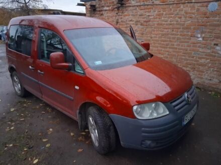 Красный Фольксваген Кадди, объемом двигателя 1.9 л и пробегом 360 тыс. км за 3000 $, фото 1 на Automoto.ua
