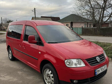 Красный Фольксваген Кадди, объемом двигателя 1.6 л и пробегом 218 тыс. км за 7200 $, фото 1 на Automoto.ua