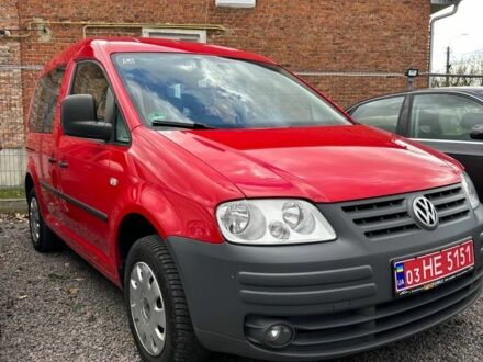 Красный Фольксваген Кадди, объемом двигателя 1.4 л и пробегом 282 тыс. км за 6950 $, фото 1 на Automoto.ua