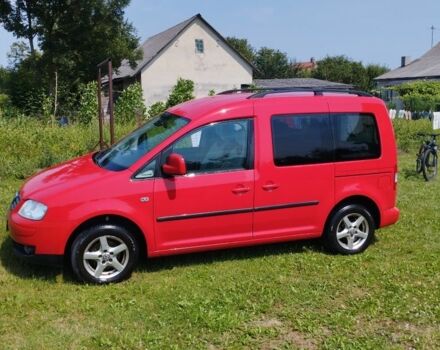 Червоний Фольксваген Кадді, об'ємом двигуна 1.4 л та пробігом 297 тис. км за 5900 $, фото 1 на Automoto.ua