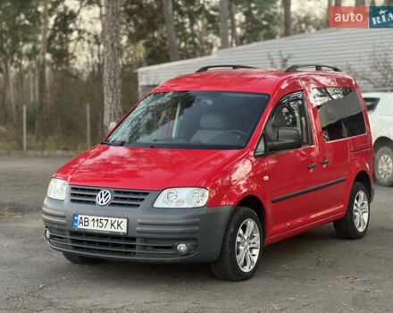 Красный Фольксваген Кадди, объемом двигателя 1.39 л и пробегом 176 тыс. км за 6700 $, фото 1 на Automoto.ua
