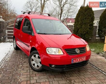Червоний Фольксваген Кадді, об'ємом двигуна 1.6 л та пробігом 200 тис. км за 7300 $, фото 1 на Automoto.ua