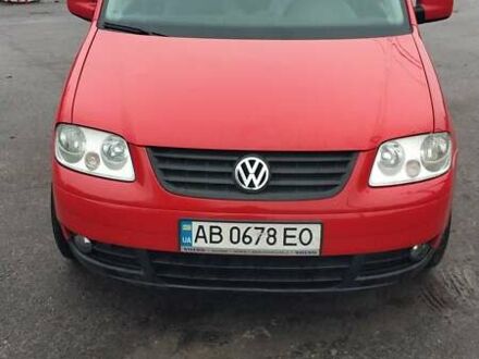 Красный Фольксваген Кадди, объемом двигателя 1.98 л и пробегом 300 тыс. км за 7899 $, фото 1 на Automoto.ua