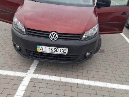 Фольксваген Кадди 2011 в Рокитном на Automoto.ua Красный Фольксваген Кадди, объемом двигателя 1.2 л и пробегом 67 тыс. км за 13000 $, фото 1 на Automoto.ua