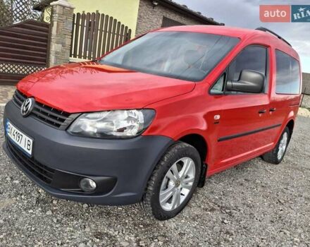 Червоний Фольксваген Кадді, об'ємом двигуна 1.6 л та пробігом 183 тис. км за 9450 $, фото 1 на Automoto.ua