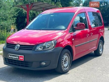 Червоний Фольксваген Кадді, об'ємом двигуна 1.6 л та пробігом 377 тис. км за 9790 $, фото 1 на Automoto.ua