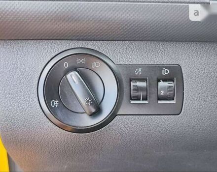 Фольксваген Кадді, об'ємом двигуна 2 л та пробігом 177 тис. км за 9500 $, фото 8 на Automoto.ua