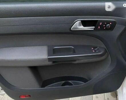 Фольксваген Кадди, объемом двигателя 1.6 л и пробегом 149 тыс. км за 12500 $, фото 7 на Automoto.ua