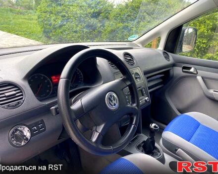 Фольксваген Кадди, объемом двигателя 1.6 л и пробегом 228 тыс. км за 6600 $, фото 6 на Automoto.ua