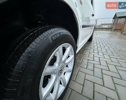 Фольксваген Кадди, объемом двигателя 1.2 л и пробегом 169 тыс. км за 5900 $, фото 13 на Automoto.ua