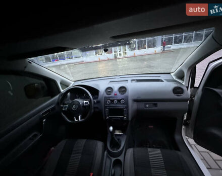 Фольксваген Кадди, объемом двигателя 1.2 л и пробегом 169 тыс. км за 5900 $, фото 18 на Automoto.ua