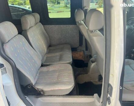 Фольксваген Кадди, объемом двигателя 1.6 л и пробегом 394 тыс. км за 3850 $, фото 12 на Automoto.ua