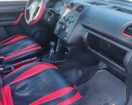 Фольксваген Кадди, объемом двигателя 2 л и пробегом 332 тыс. км за 5999 $, фото 11 на Automoto.ua