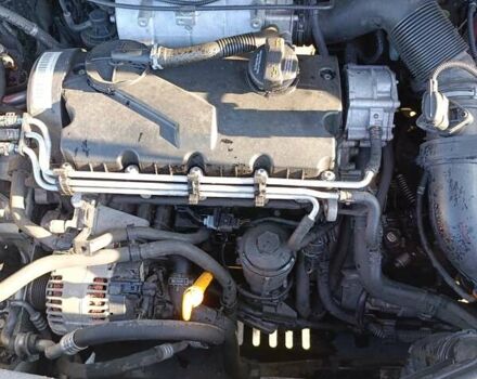 Фольксваген Кадди, объемом двигателя 2 л и пробегом 114 тыс. км за 6740 $, фото 3 на Automoto.ua