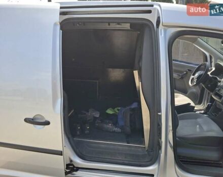 Фольксваген Кадді, об'ємом двигуна 1.6 л та пробігом 234 тис. км за 8300 $, фото 12 на Automoto.ua
