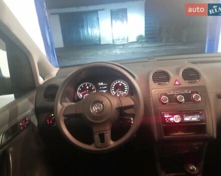 Фольксваген Кадди, объемом двигателя 1.2 л и пробегом 67 тыс. км за 13000 $, фото 38 на Automoto.ua
