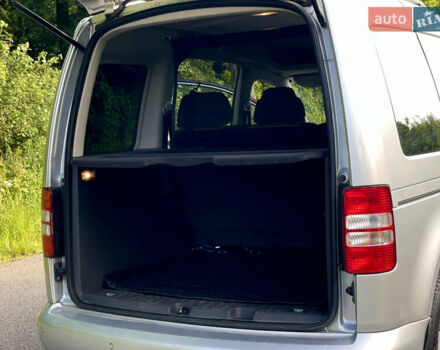 Фольксваген Кадді, об'ємом двигуна 1.6 л та пробігом 257 тис. км за 11200 $, фото 10 на Automoto.ua