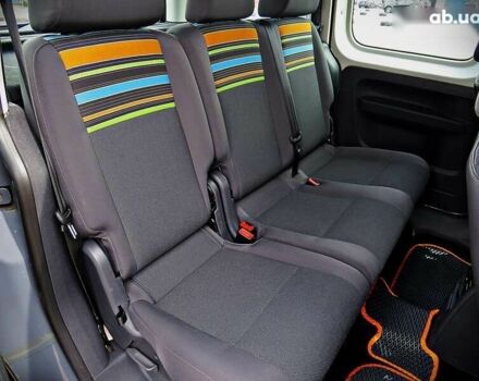 Фольксваген Кадди, объемом двигателя 1.6 л и пробегом 207 тыс. км за 10550 $, фото 14 на Automoto.ua