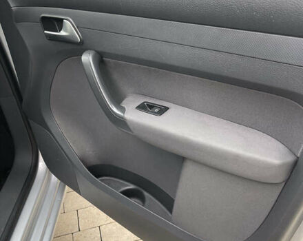 Фольксваген Кадді, об'ємом двигуна 1.6 л та пробігом 250 тис. км за 14200 $, фото 2 на Automoto.ua