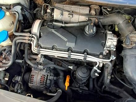 Фольксваген Кадді, об'ємом двигуна 2 л та пробігом 300 тис. км за 5200 $, фото 1 на Automoto.ua