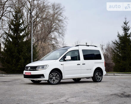 Білий Фольксваген Caddy пасс., об'ємом двигуна 2 л та пробігом 213 тис. км за 17200 $, фото 74 на Automoto.ua