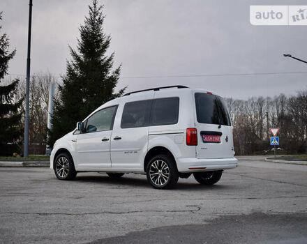 Білий Фольксваген Caddy пасс., об'ємом двигуна 2 л та пробігом 213 тис. км за 17200 $, фото 81 на Automoto.ua