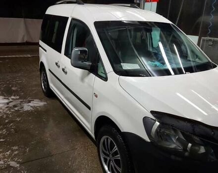 Білий Фольксваген Caddy пасс., об'ємом двигуна 1.6 л та пробігом 232 тис. км за 9700 $, фото 4 на Automoto.ua