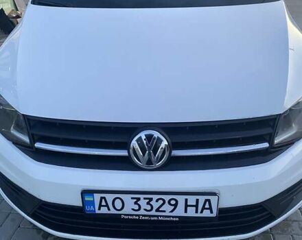 Білий Фольксваген Caddy пасс., об'ємом двигуна 1.99 л та пробігом 200 тис. км за 11500 $, фото 1 на Automoto.ua