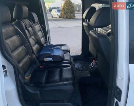 Білий Фольксваген Caddy пасс., об'ємом двигуна 1.99 л та пробігом 200 тис. км за 11500 $, фото 8 на Automoto.ua