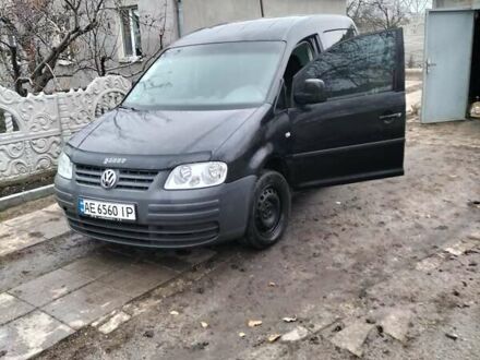 Фольксваген Кадди пасс. 2004 в Павлограде на Automoto.ua Черный Фольксваген Кадди пасс., объемом двигателя 1.6 л и пробегом 270 тыс. км за 5200 $, фото 1 на Automoto.ua