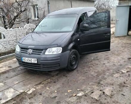Черный Фольксваген Кадди пасс., объемом двигателя 1.6 л и пробегом 270 тыс. км за 5200 $, фото 1 на Automoto.ua