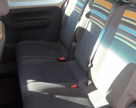 Фольксваген Caddy пасс., об'ємом двигуна 1.6 л та пробігом 256 тис. км за 9500 $, фото 6 на Automoto.ua