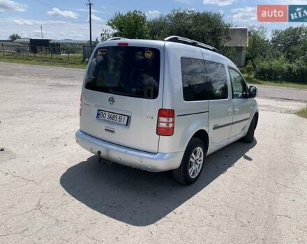 Сірий Фольксваген Caddy пасс., об'ємом двигуна 1.6 л та пробігом 235 тис. км за 10500 $, фото 2 на Automoto.ua