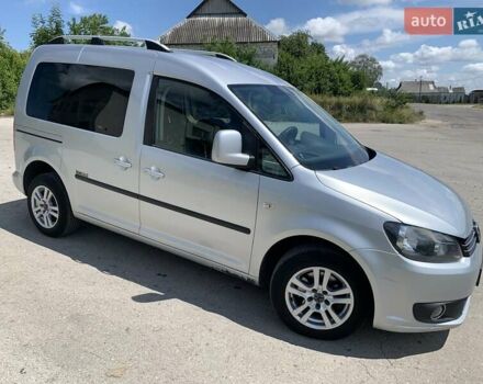 Сірий Фольксваген Caddy пасс., об'ємом двигуна 1.6 л та пробігом 235 тис. км за 10500 $, фото 1 на Automoto.ua