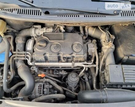Серый Фольксваген Кадди пасс., объемом двигателя 1.9 л и пробегом 199 тыс. км за 9700 $, фото 12 на Automoto.ua
