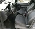 Сірий Фольксваген Caddy пасс., об'ємом двигуна 2 л та пробігом 173 тис. км за 11600 $, фото 1 на Automoto.ua