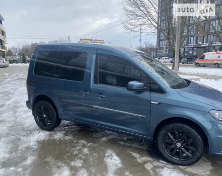 Зелений Фольксваген Caddy пасс., об'ємом двигуна 1.6 л та пробігом 47 тис. км за 18200 $, фото 24 на Automoto.ua